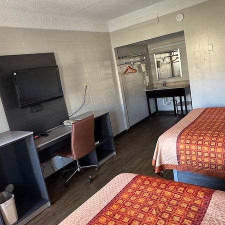 Budget Inn Carthage Экстерьер фото