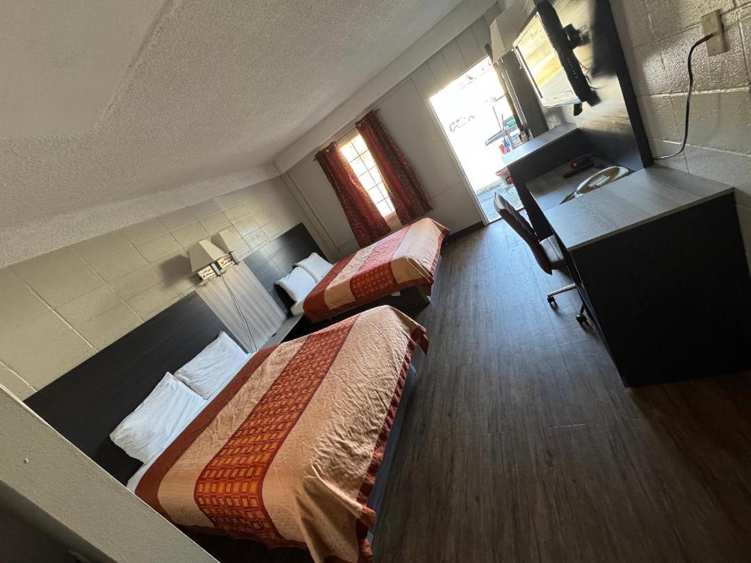 Budget Inn Carthage Экстерьер фото